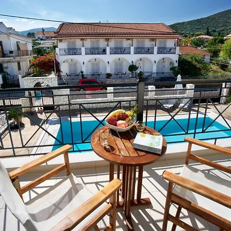 Diamanto Complex Karavomylos