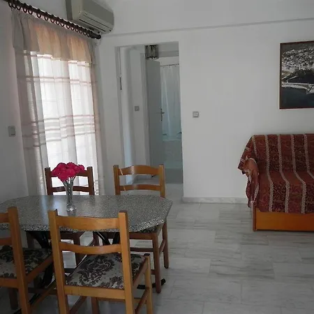 Diamanto Complex Aparthotel Karavomylos