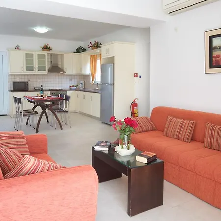 Aparthotel Diamanto Complex