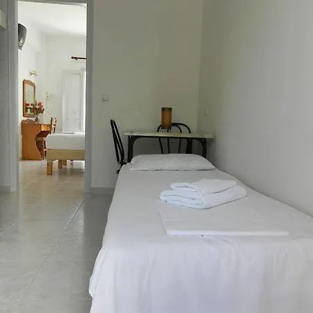 Diamanto Complex Karavomylos